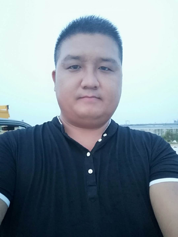 浮华的第一张照片--漳州婚介网