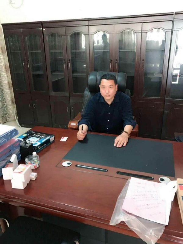 艺术家的第一张照片--漳州婚介网