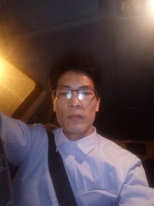 爱也要以诚相待的第三张照片--漳州婚介网