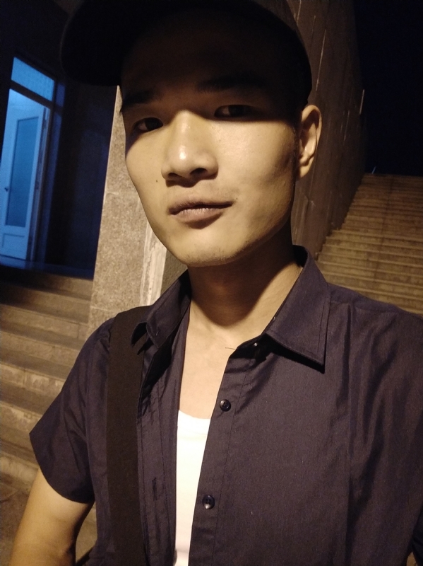 各取所需的第一张照片--漳州婚介网