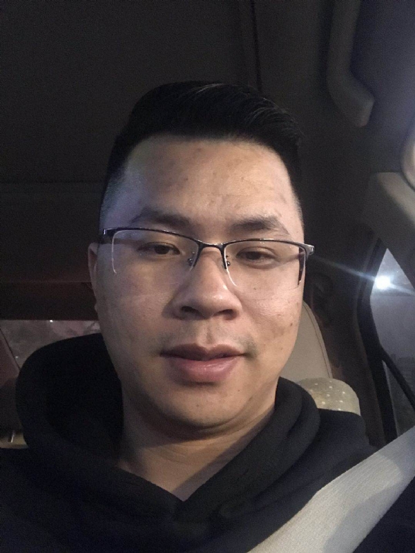 心飞扬的第一张照片--漳州婚介网