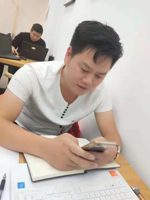麒麟的第一张照片--漳州婚介网
