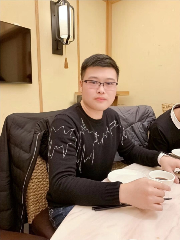 YIDA的第一张照片--漳州婚介网