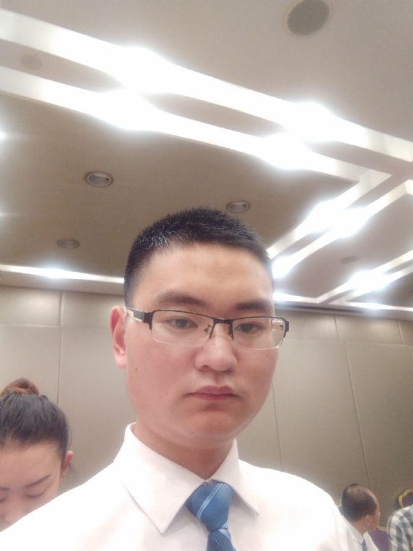 慕秋的第四张照片--漳州婚介网