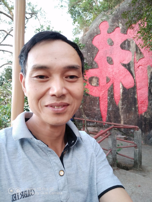 向往彩虹的第二张照片--漳州婚介网