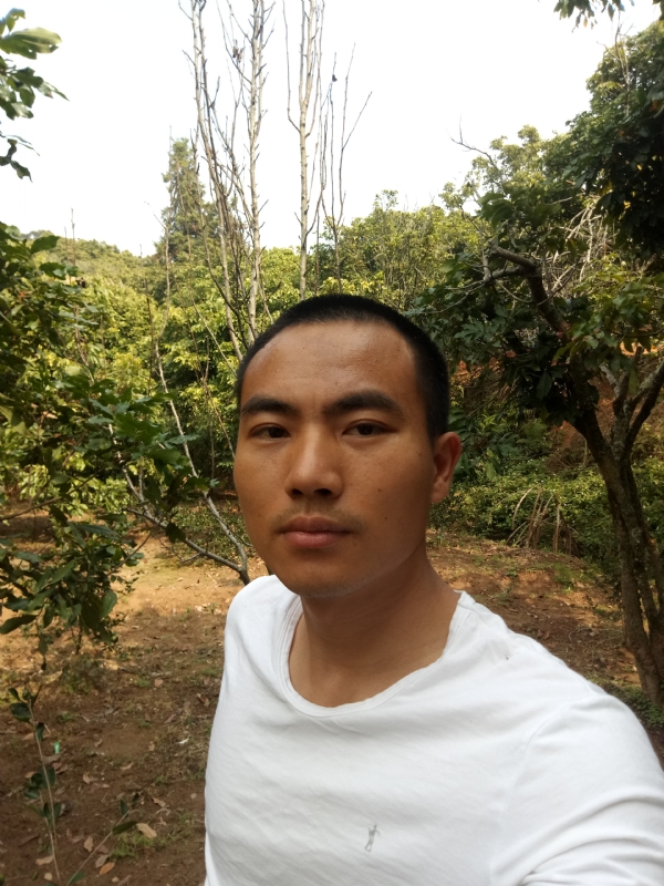 简单的第一张照片--漳州婚介网