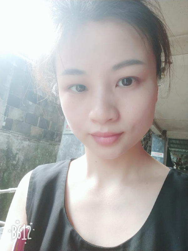 慢慢的第二张照片--漳州婚介网