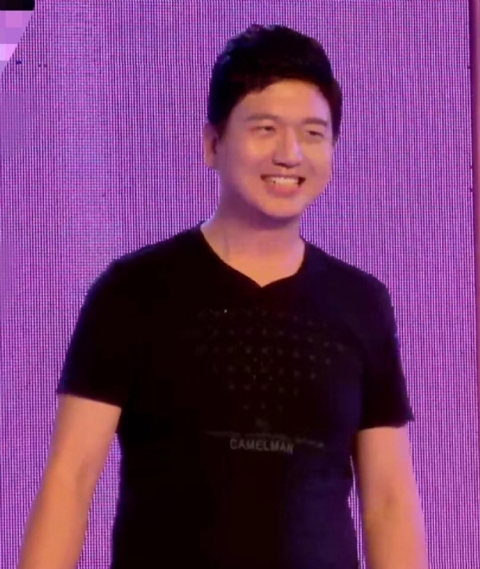 风继续吹的第一张照片--漳州婚介网