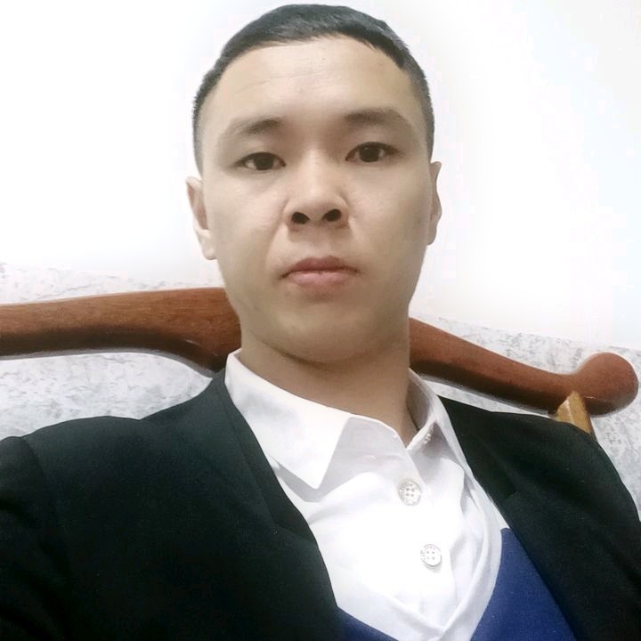冷漠的第一张照片--漳州婚介网