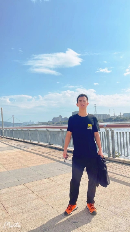 小螃蟹的第一张照片--漳州婚介网