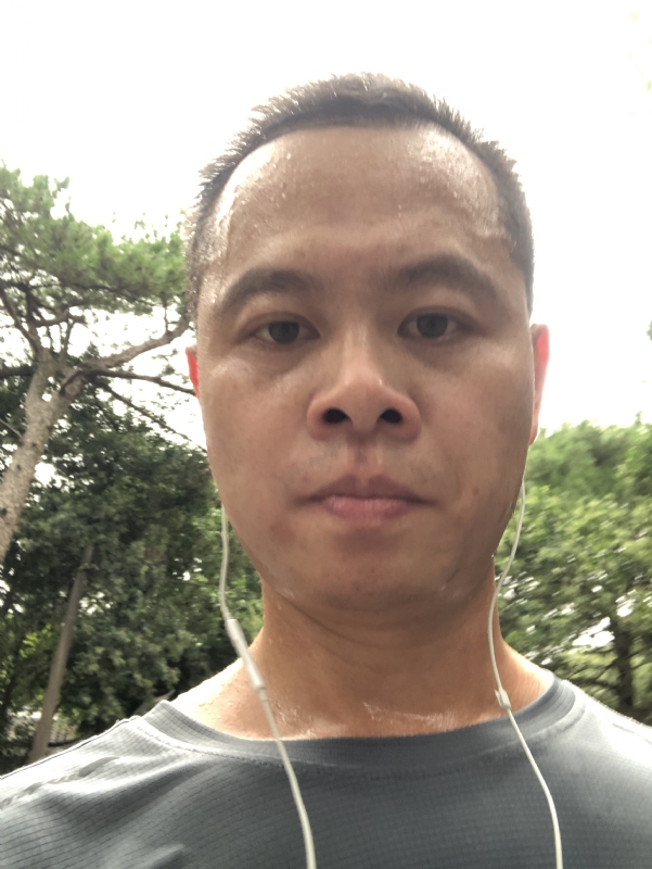 猩猩巨呃的第二张照片--漳州婚介网