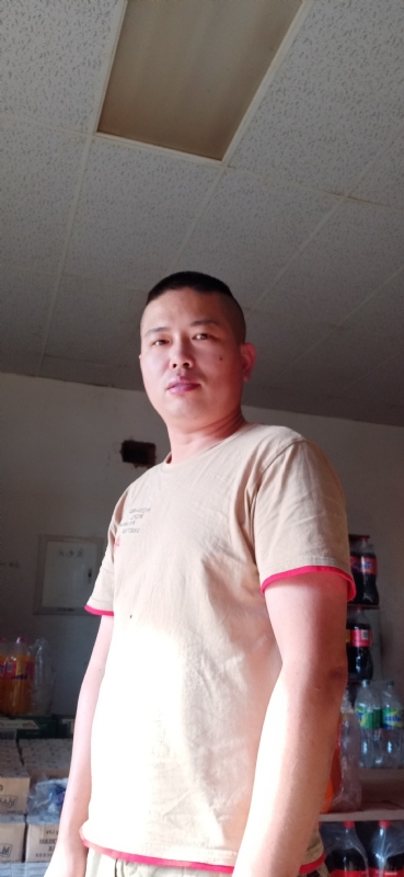 有心人的第三张照片--漳州婚介网