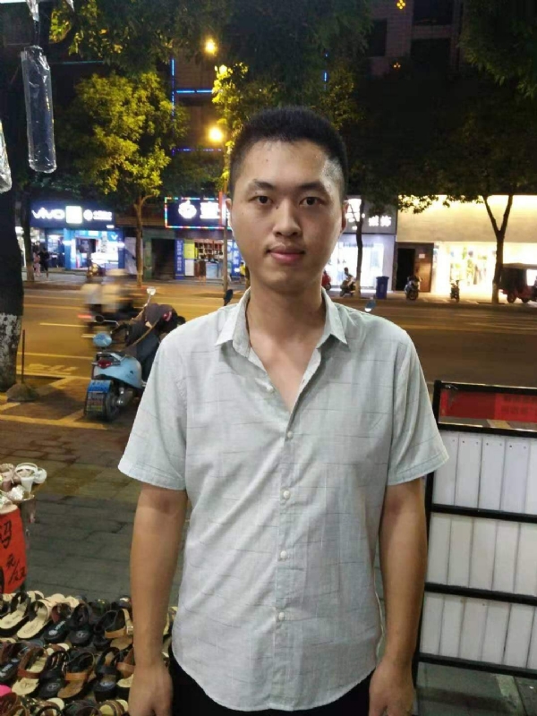 单身的雄鹰的第一张照片--漳州婚介网