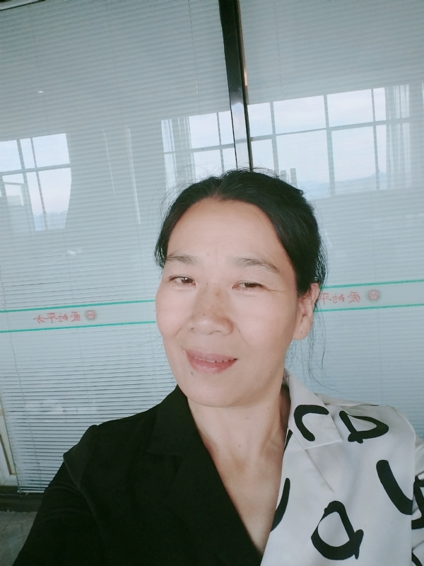 易莲的第一张照片--漳州婚介网