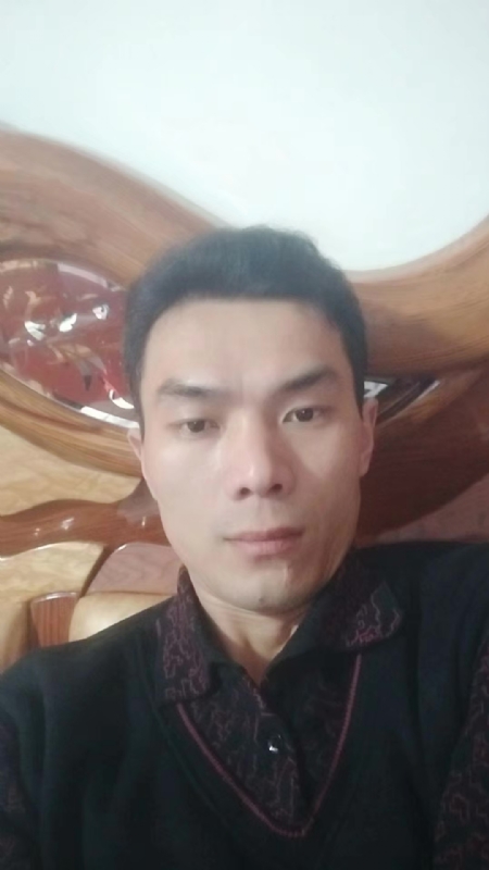 错把真心喂了狗的第四张照片--漳州婚介网