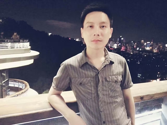 幕秋的第一张照片--漳州婚介网