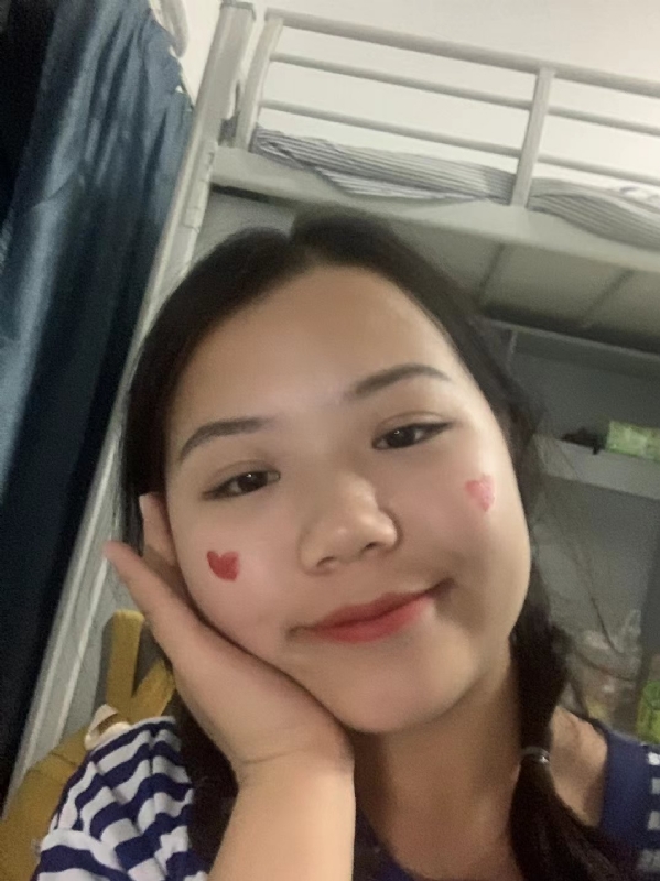 轻轻的一片云的第一张照片--漳州婚介网
