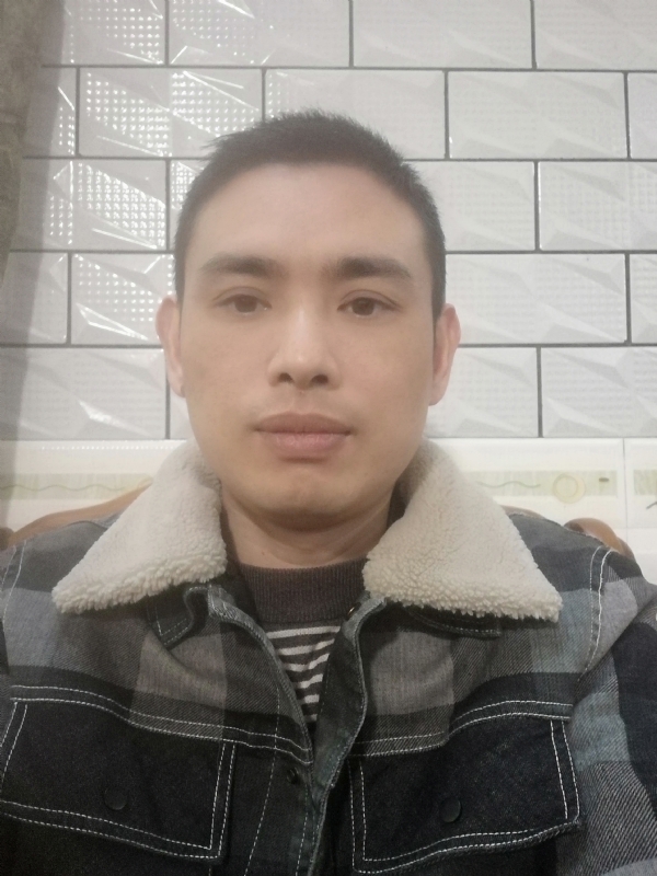 枫叶飘影的第一张照片--漳州婚介网
