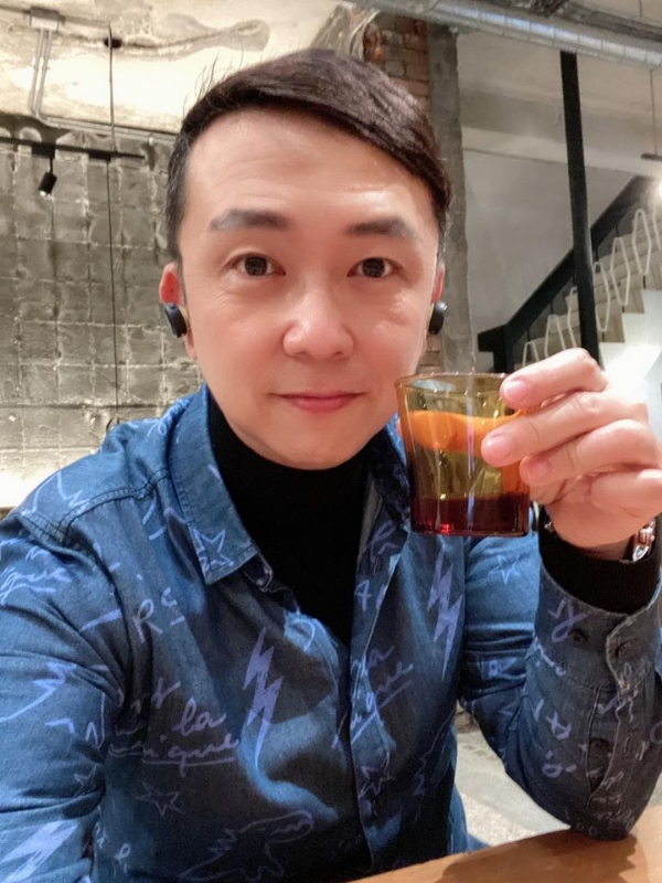 陈道明的第二张照片--漳州婚介网