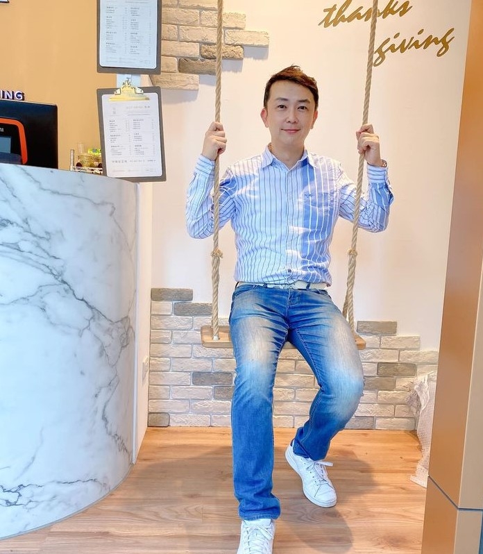 陈道明的第四张照片--漳州婚介网