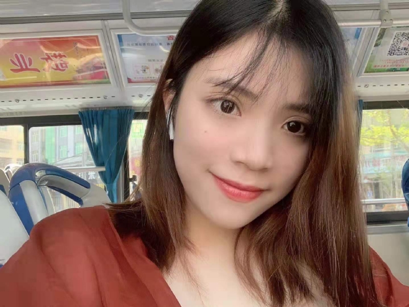 小眼睛的第一张照片--漳州婚介网