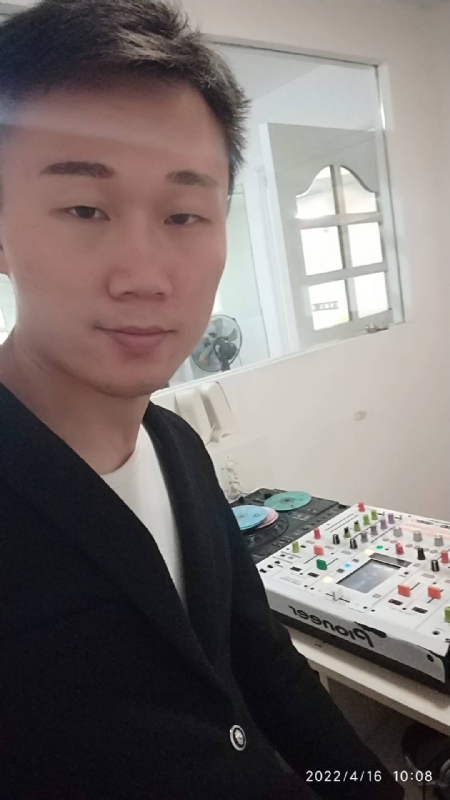 林锋的第三张照片--漳州婚介网