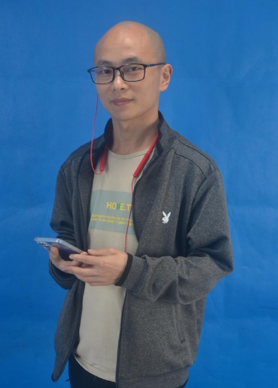 酉星的第三张照片--漳州婚介网