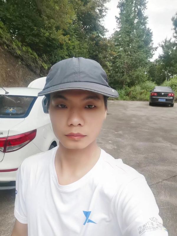 执手幸福的第一张照片--漳州婚介网