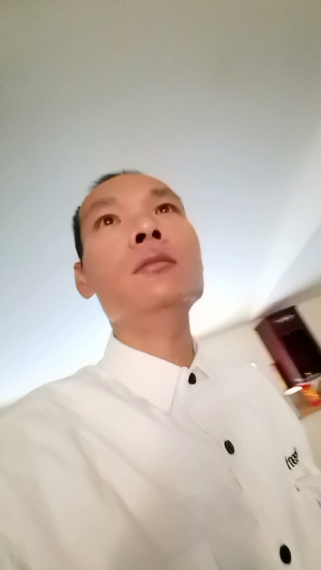 只影向谁去的第五张照片--漳州婚介网