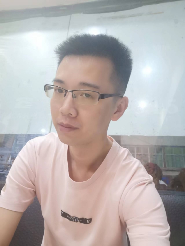 云杰的第三张照片--漳州婚介网