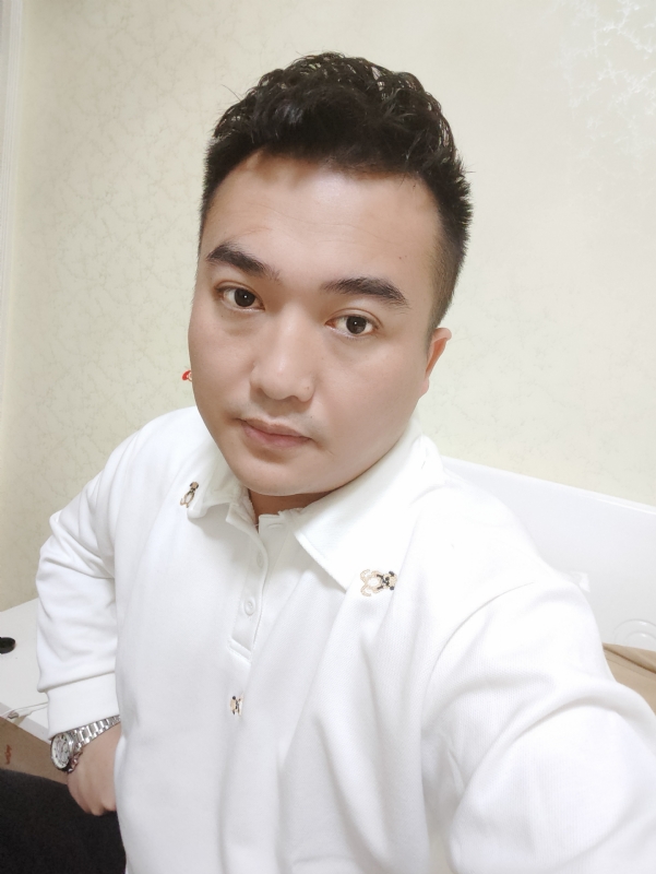 哈哈先生的第三张照片--漳州婚介网
