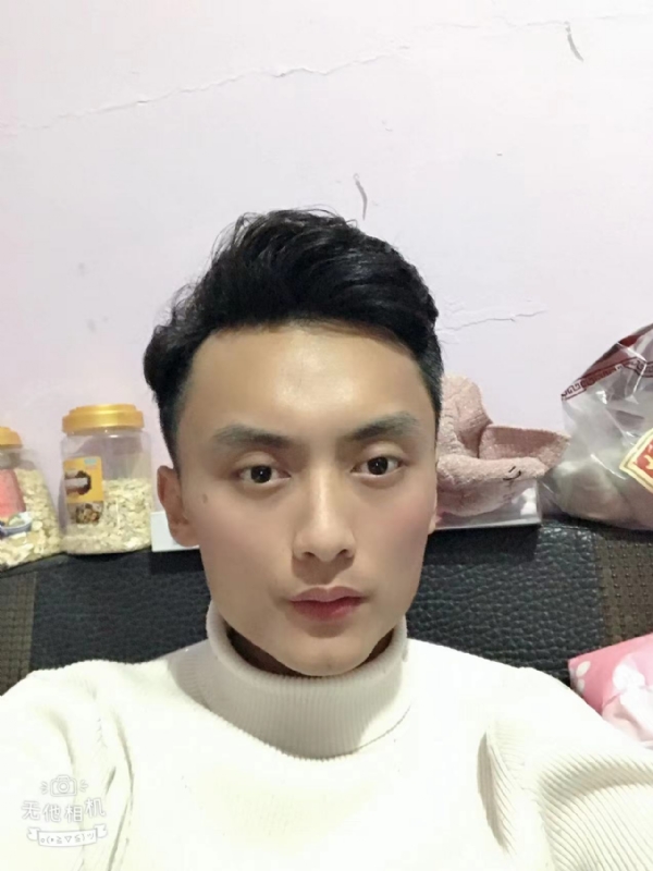独孤一人的第一张照片--漳州婚介网