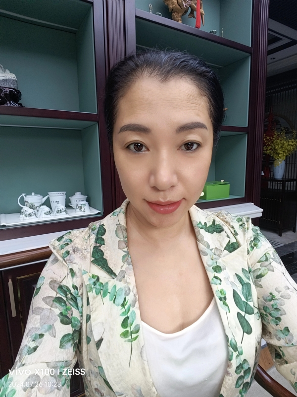 仝馨的第三张照片--漳州婚介网