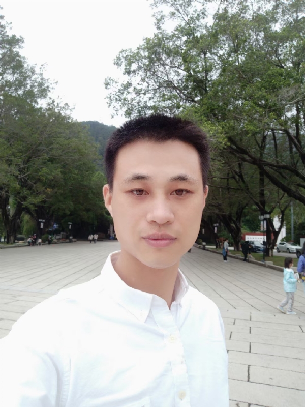 xu的第一张照片--漳州婚介网