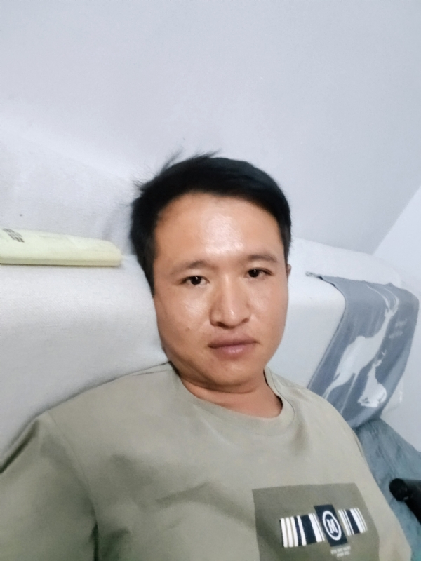 陌生人的第三张照片--漳州婚介网