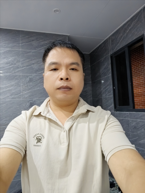 刘两水的第一张照片--漳州婚介网